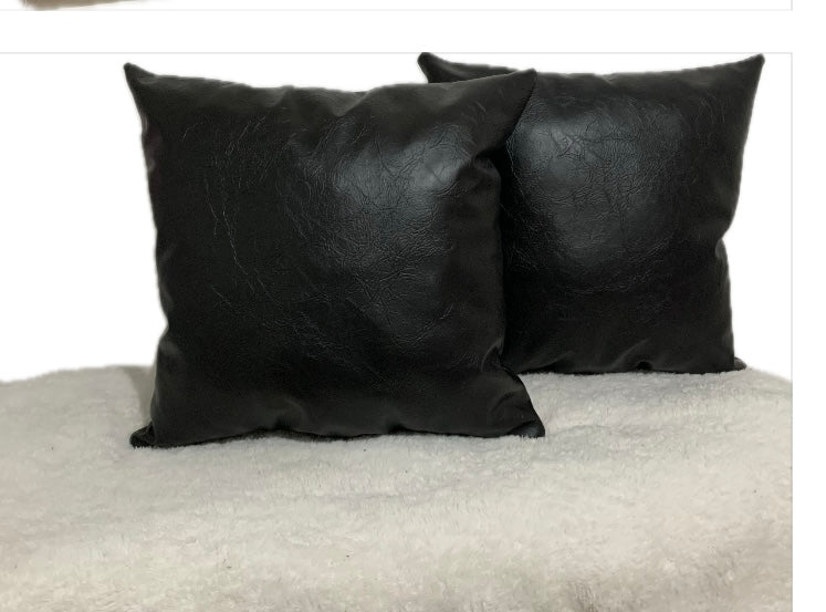 סט כריות עור נחש